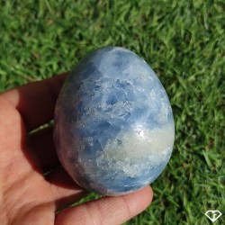 Œuf de Calcite bleue naturelle en provenance de Madagascar