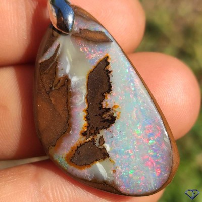 Pendentif Opale Boulder naturelle du Queensland, Australie - Charlie's Gems
