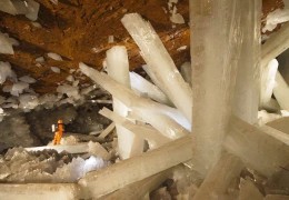 Les cristaux géants de la grotte de Naica au Mexique